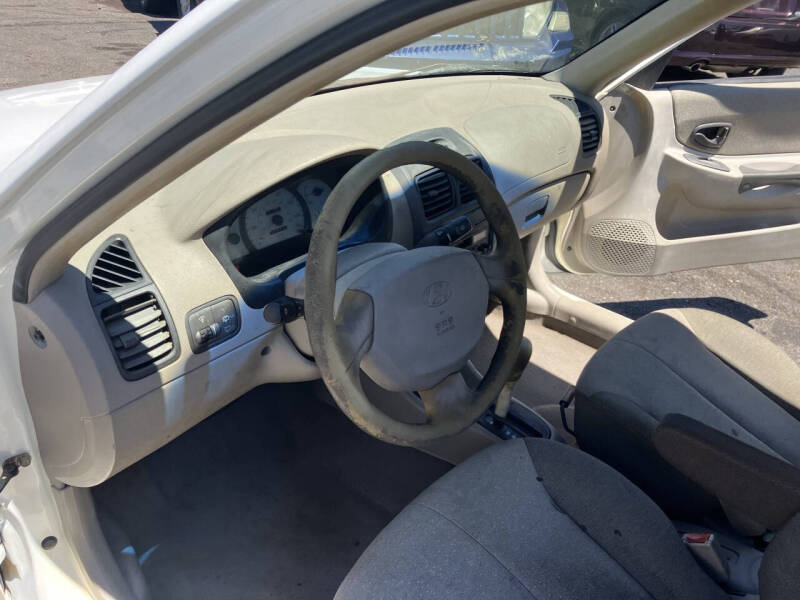 2002 Hyundai Accent GS