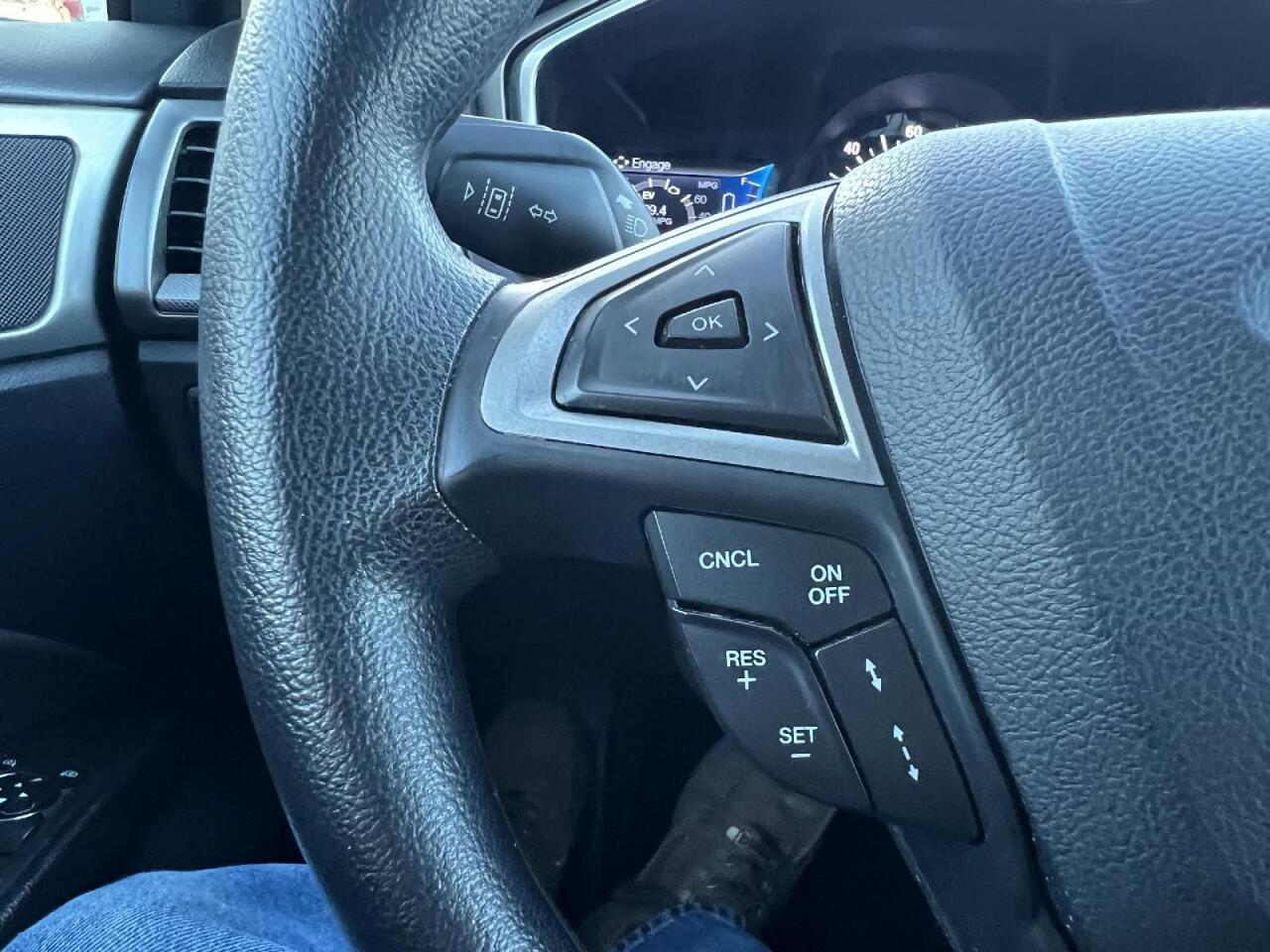 2019 Ford Fusion Hybrid 26