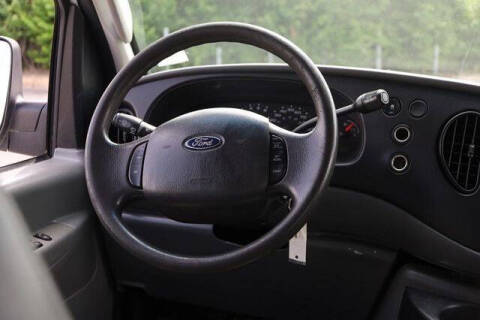 2008 Ford E-Series E-350 SD XLT