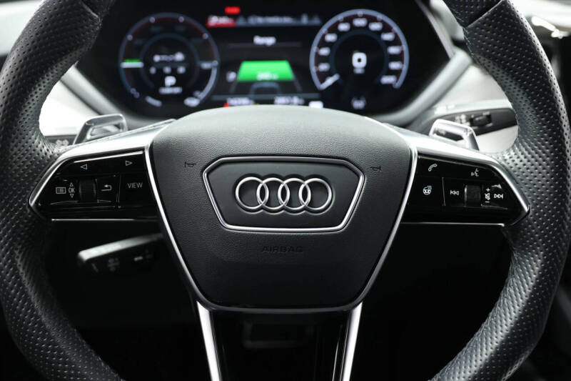 2022 Audi RS e-tron GT quattro