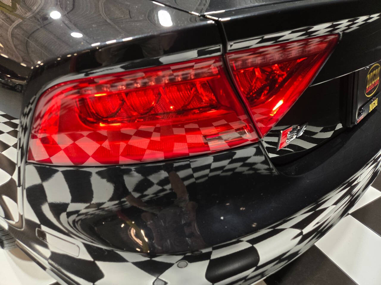2014 Audi S7 25