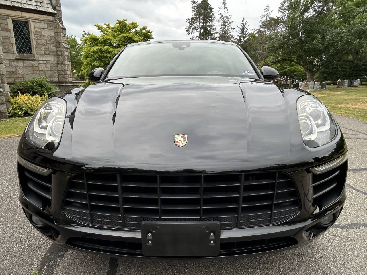 Black 2018 Porsche Macan Base AWD 4dr SUV 1