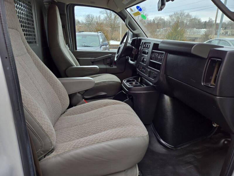 2018 GMC Savana 2500