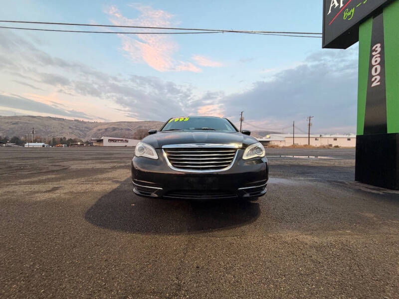 2014 Chrysler 200 Touring