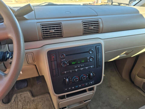 2004 Ford Freestar SE