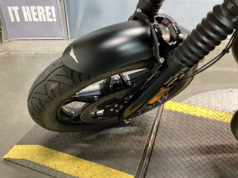 2017 Moto Guzzi V7 III Stone