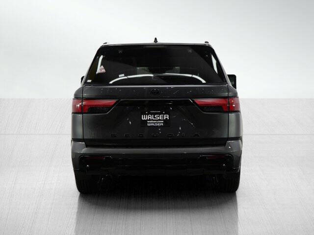 2024 Toyota Sequoia Platinum