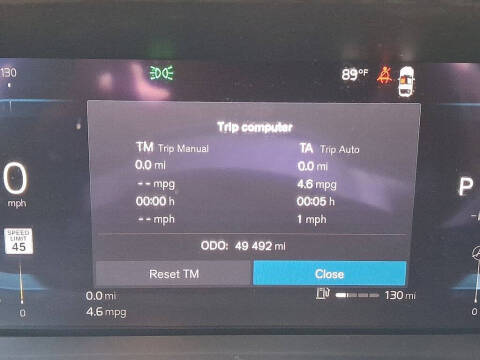 2023 Volvo XC60 B5 Plus Dark Theme