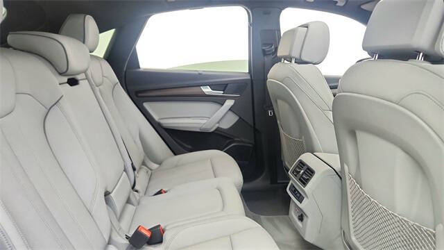 2024 Audi Q5 Sportback quattro S line Prem Plus 45 TFSI