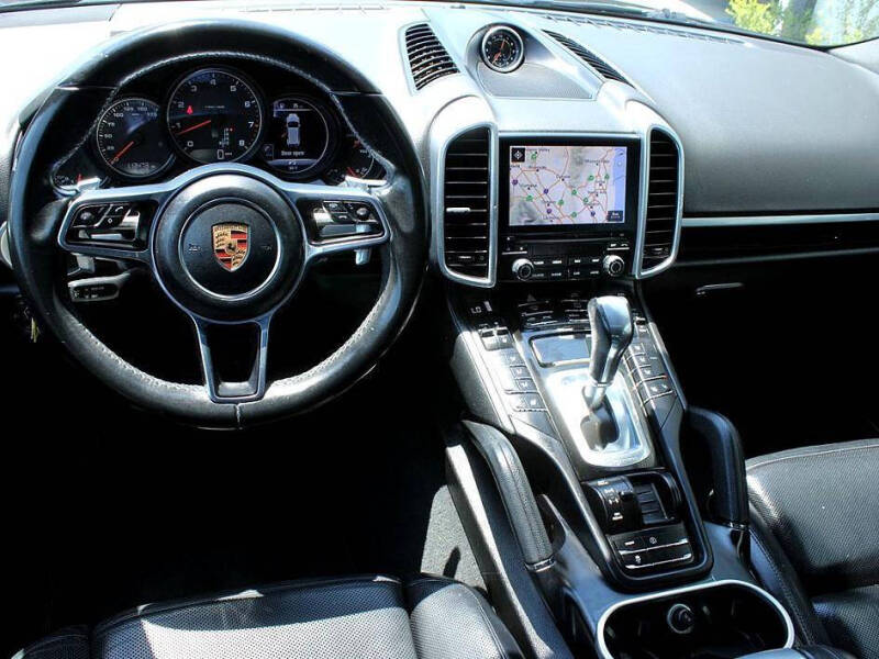 2017 Porsche Cayenne