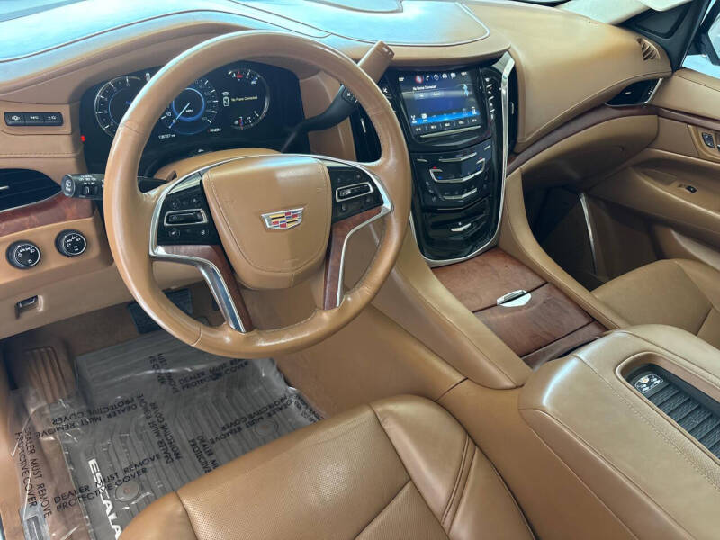 2016 Cadillac Escalade Platinum