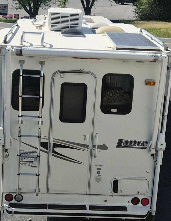 2009 Lance 971