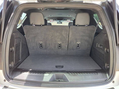 2022 GMC Yukon SLT
