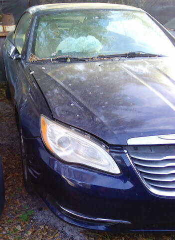 2013 Chrysler 200 Limited