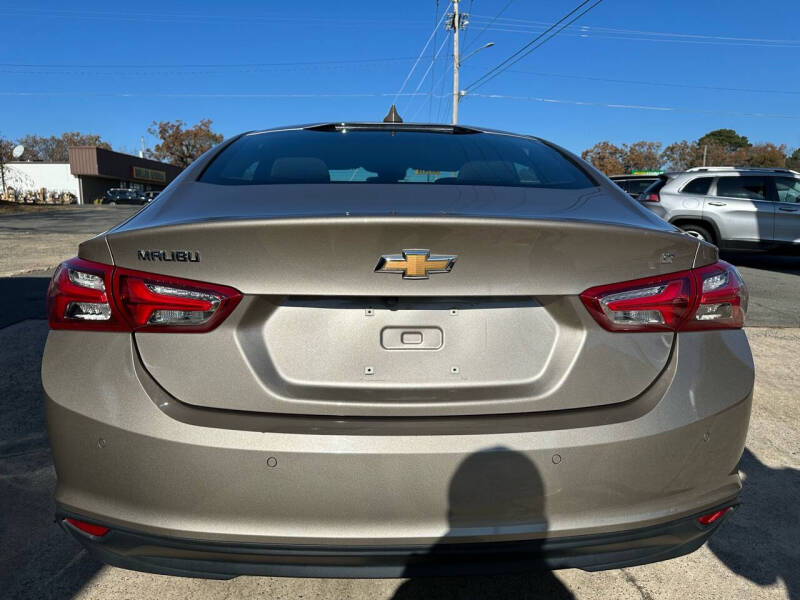 2022 Chevrolet Malibu 1LT photo 4