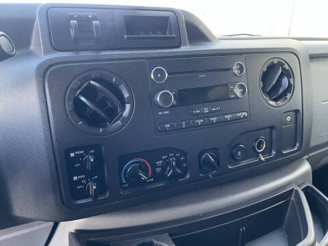 2014 Ford E-Series E-350 SD XLT