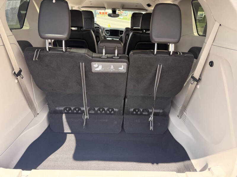 2018 Chrysler Pacifica Touring L Plus