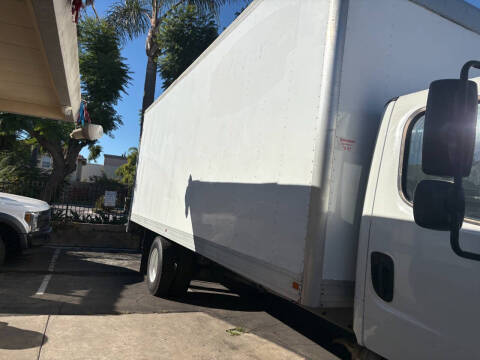 2018 Freightliner M2 106