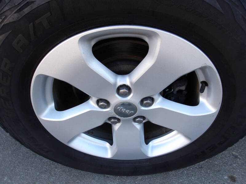 2011 Jeep Grand Cherokee Laredo