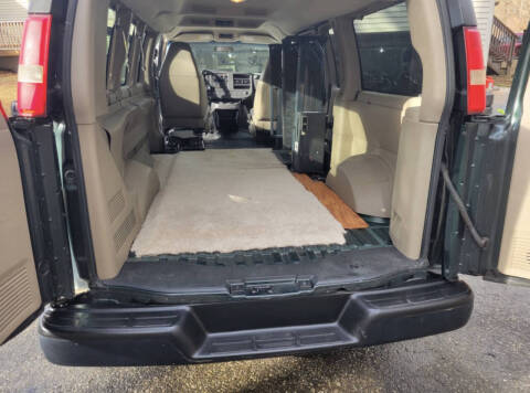 2008 GMC Savana LS 1500