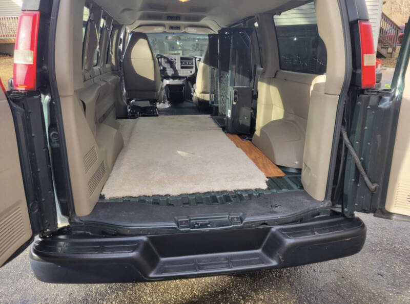 2008 GMC Savana LS 1500