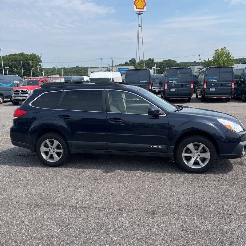 2013 Subaru Outback for sale at Vrbo Motors in Linden, NJ