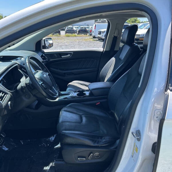 2016 Ford Edge Sport