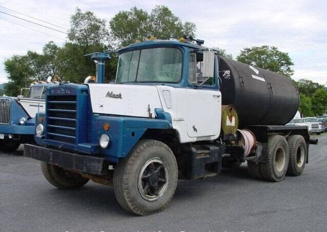 1968 Mack DM607S
