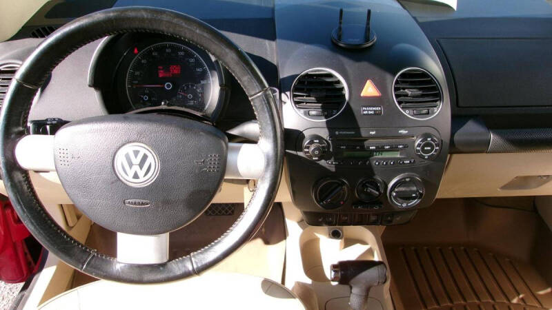 2008 Volkswagen New Beetle Convertible SE