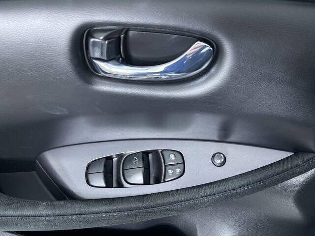 2025 Nissan LEAF S