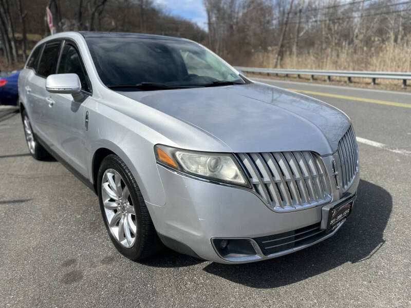 2011 Lincoln MKT