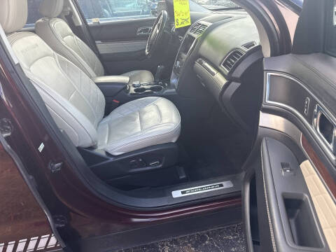 2018 Ford Explorer Platinum