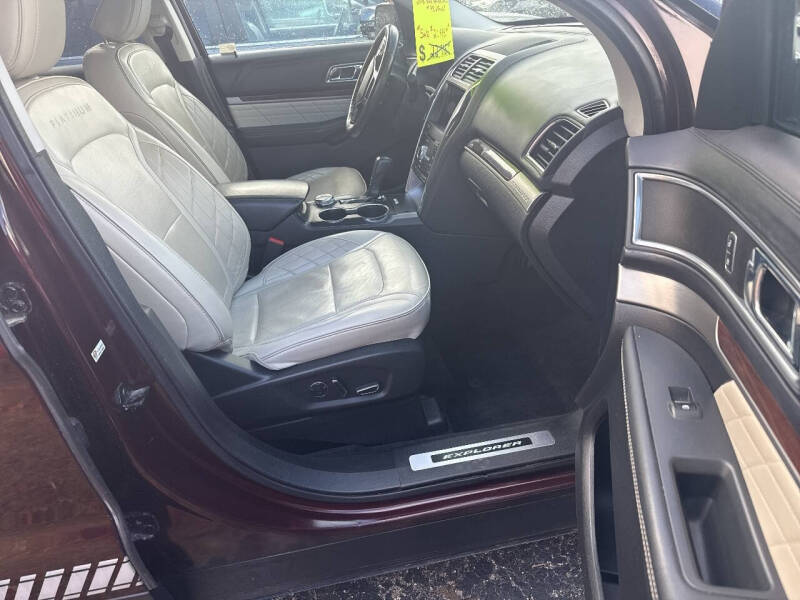 2018 Ford Explorer Platinum