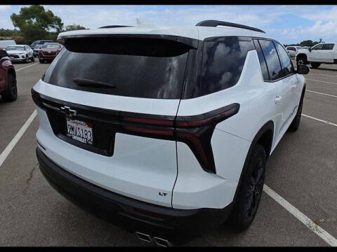 2024 Chevrolet Traverse LT