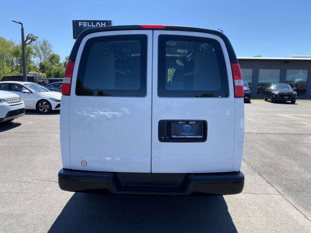 2022 Chevrolet Express 2500