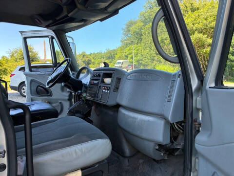 2003 International DuraStar 4300