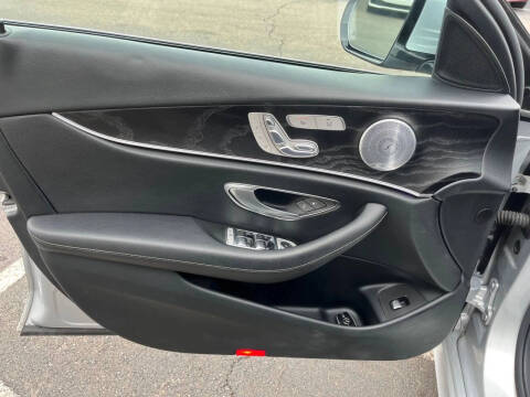 2017 Mercedes-Benz E-Class E 300 4MATIC