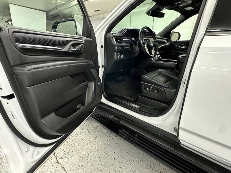 2023 GMC Yukon Denali