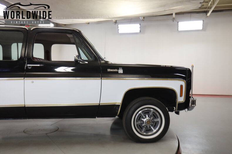 1977 Chevrolet Suburban