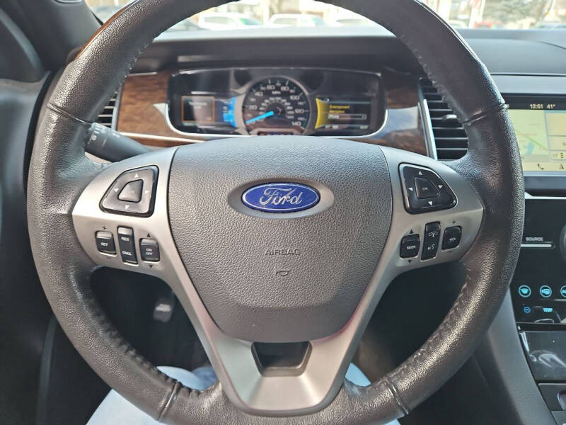 2018 Ford Taurus Limited