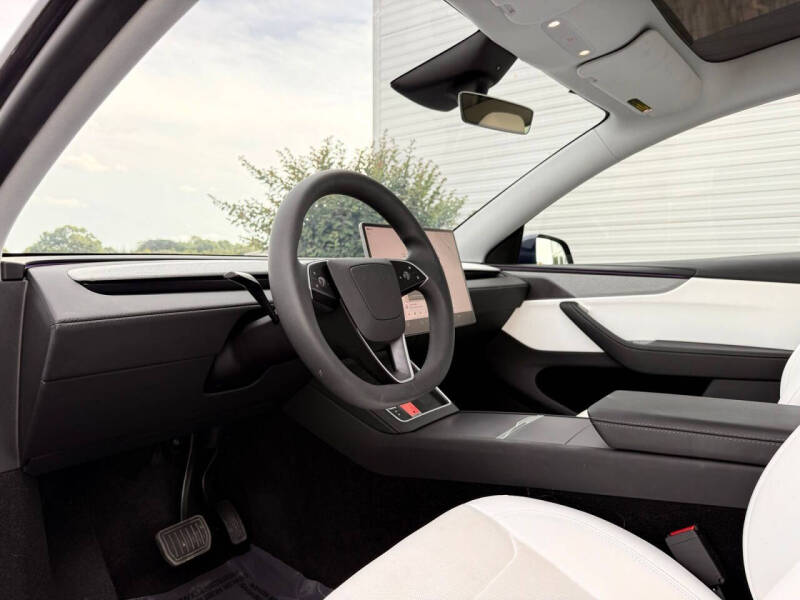2026 Tesla Model Y Premium