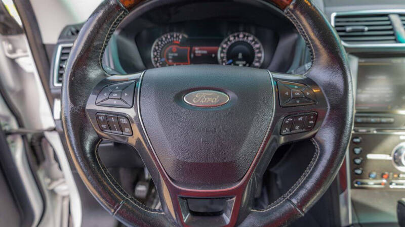 2016 Ford Explorer Platinum