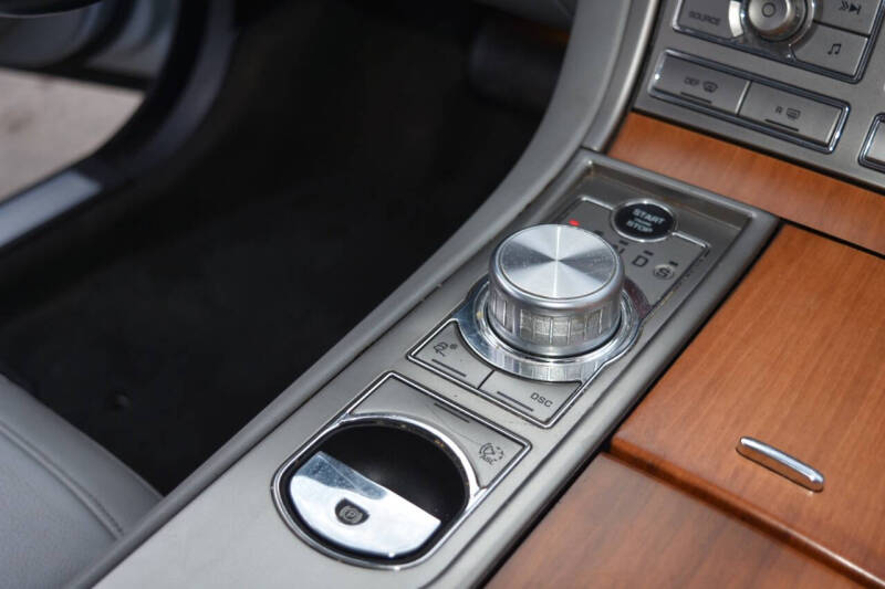 2009 Jaguar XF Luxury