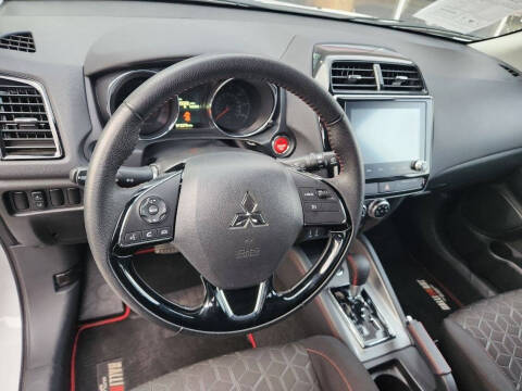 2024 Mitsubishi Outlander Sport ES
