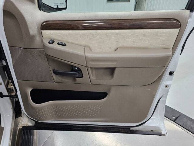 2002 Ford Explorer Eddie Bauer