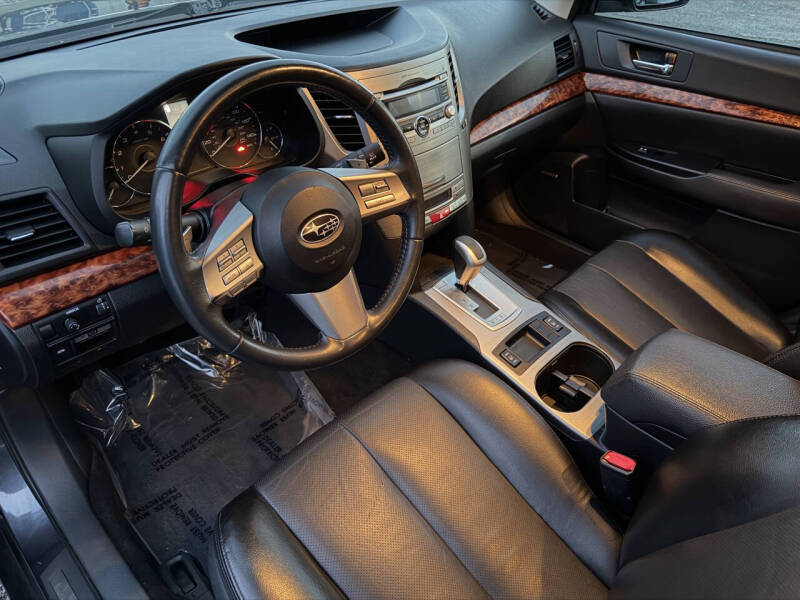 2011 Subaru Outback 2.5i Limited