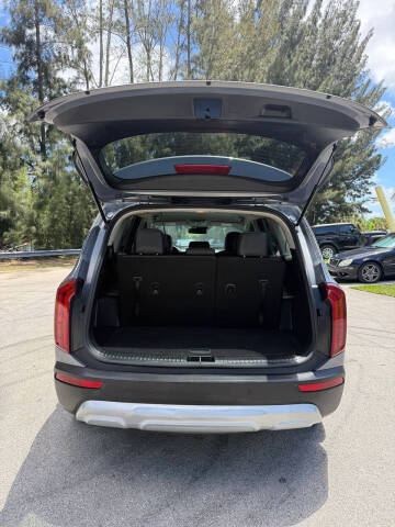 2022 Kia Telluride LX