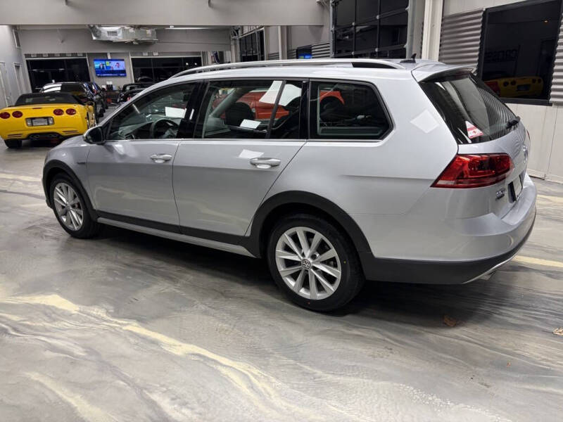 2017 Volkswagen Golf Alltrack