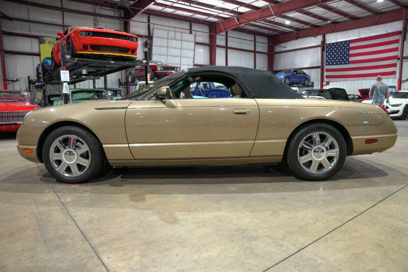 2005 Ford Thunderbird Deluxe