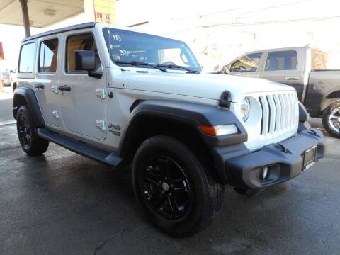 2018 Jeep Wrangler Unlimited for sale at River City Auto Center LLC in Chester IL